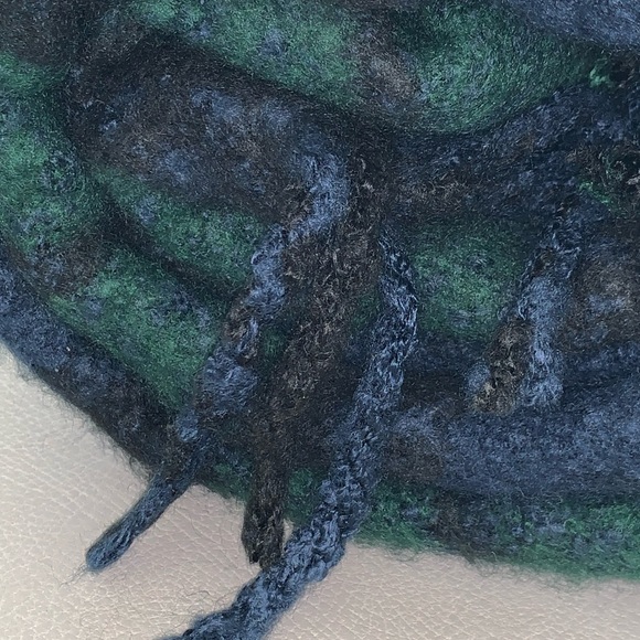 Max studio home decorative throw - Picture 5 of 6